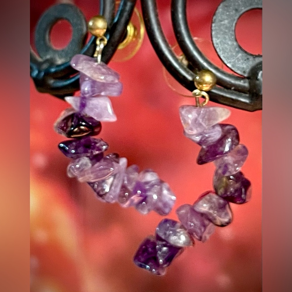 Amethyst chip dangle earrings​